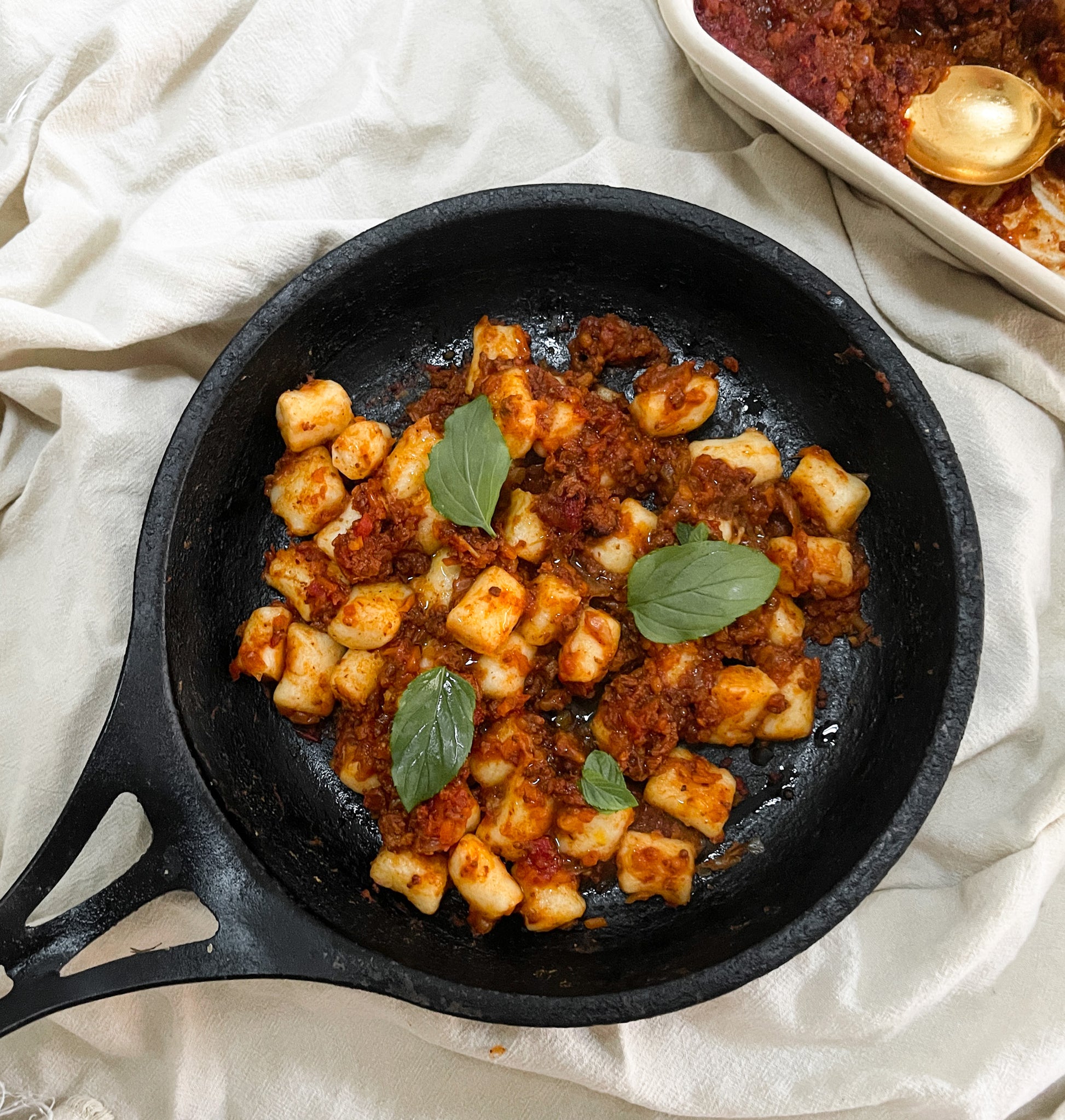 Bolognese-Gnocci-Pan