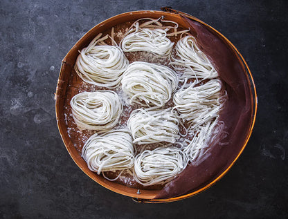 Shanghai Style Fresh Noodles & Aromatic Sauce (Gluten Free, Vegan)